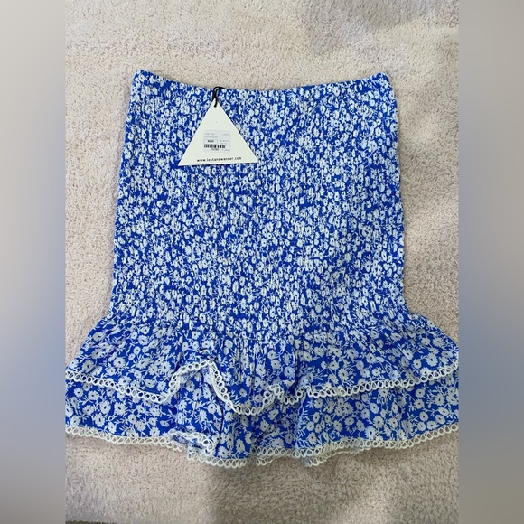 Lost and Wander Skirt - Picture 1 of 3